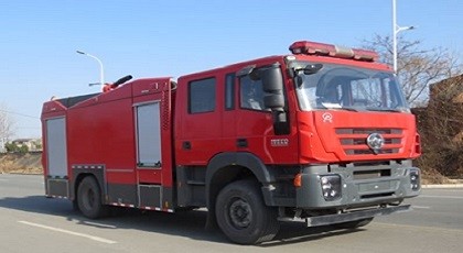 江特牌JDF5200GXFPM80/C6型泡沫消防车