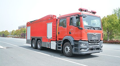 江特牌JDF5320GXFPM160/M6型泡沫消防车 